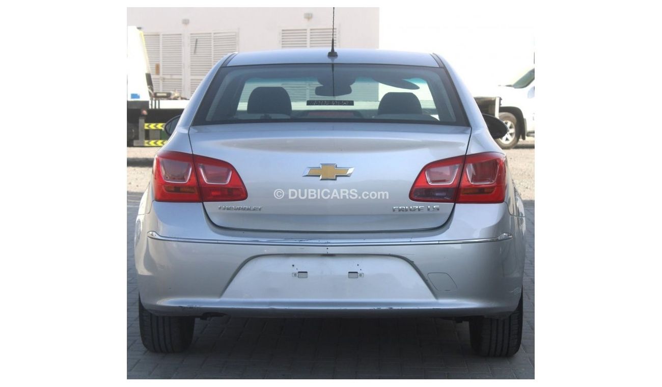 شيفروليه كروز LS شيفورلية كروز 2017 فضي خليجي بحالة ممتازة بدون حوادث