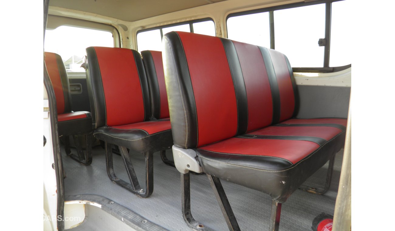 Toyota Hiace 2008 14 seats Ref# 294