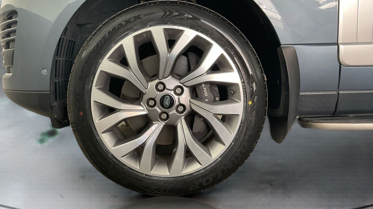 Land Rover Range Rover Vogue | Guaranteed Warranty | 0 Down Payment