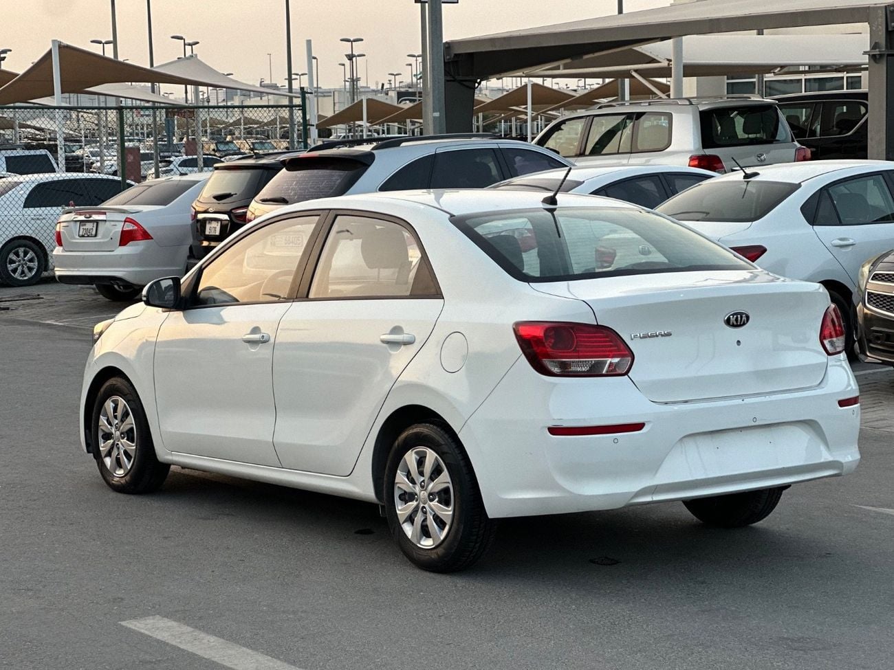 Kia Pegas EX
