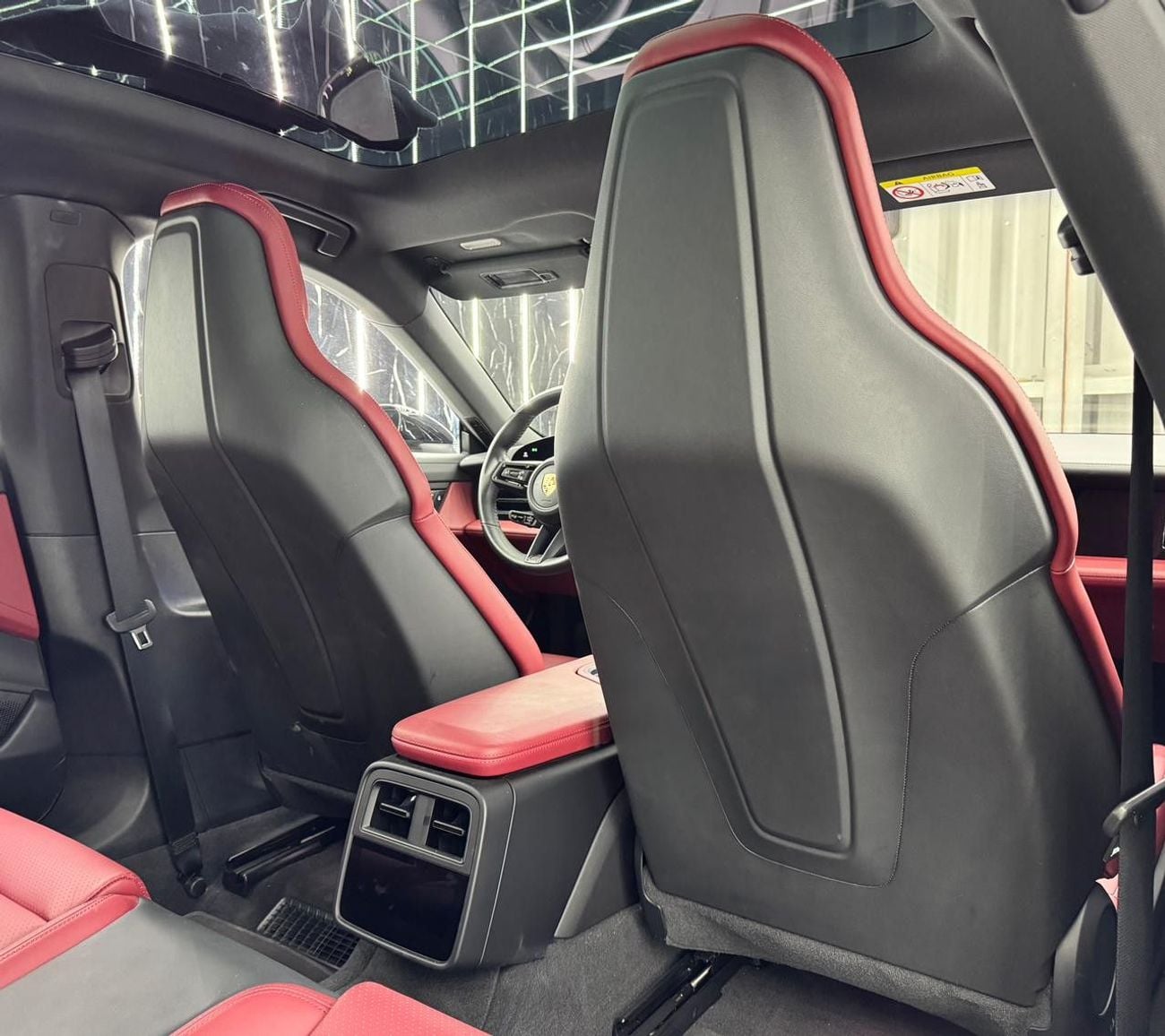 Porsche Taycan STD