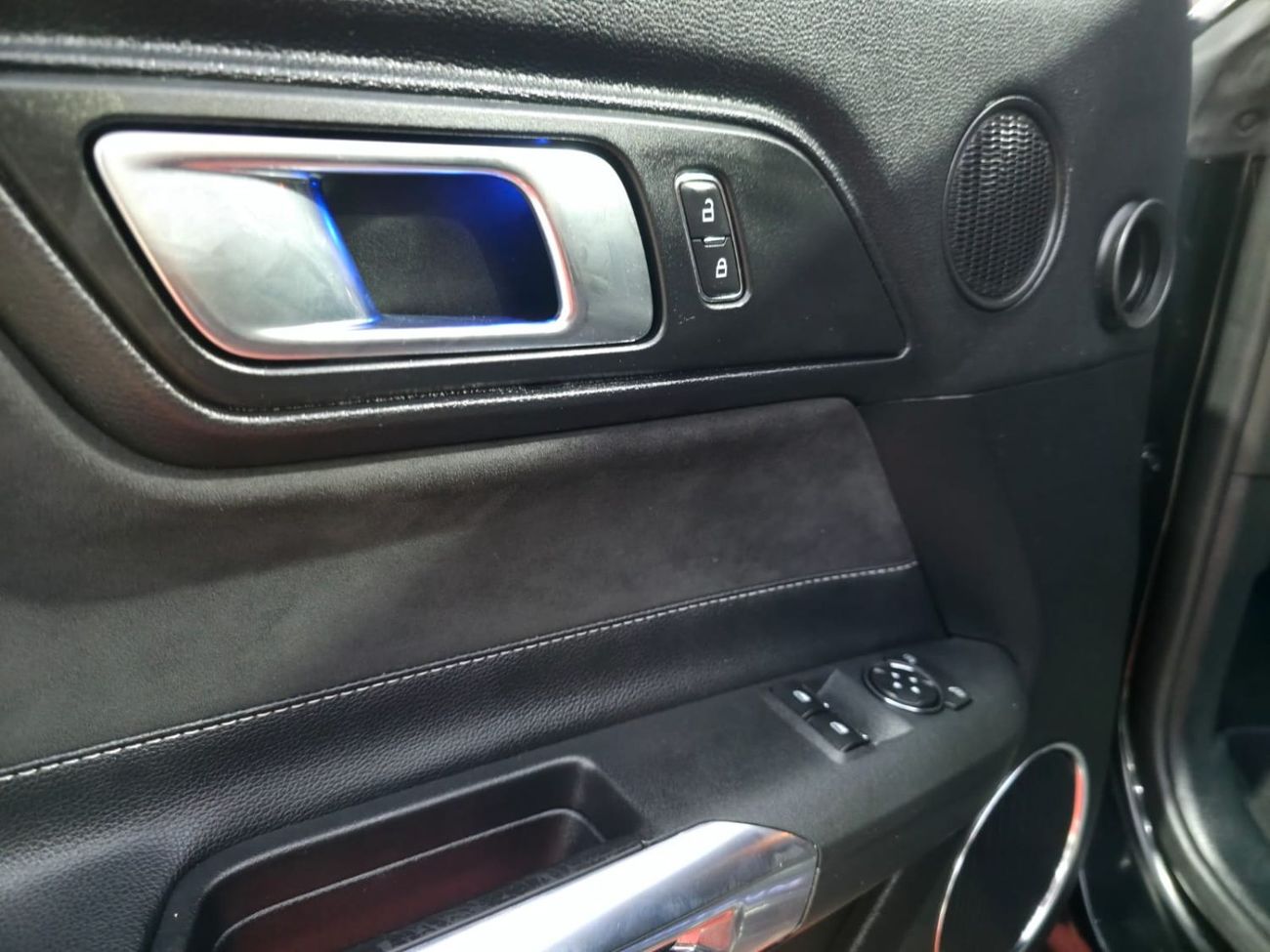 Ford Mustang GT Premium 5.0L V8