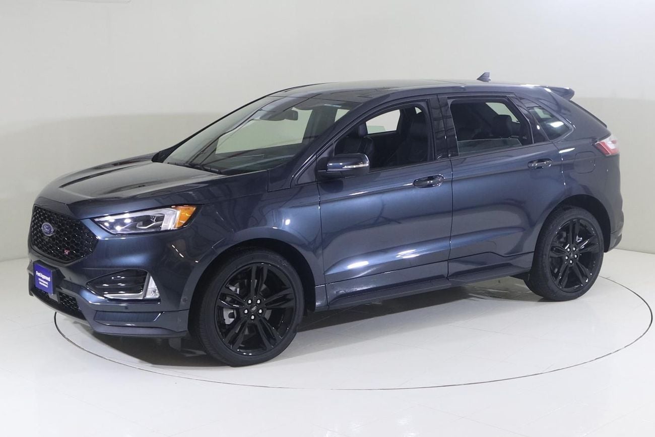 Ford Edge ST SST422 / FEE Insurance + Registration/ AL TAYER MOTORS AL QOUZ SHOWROOM