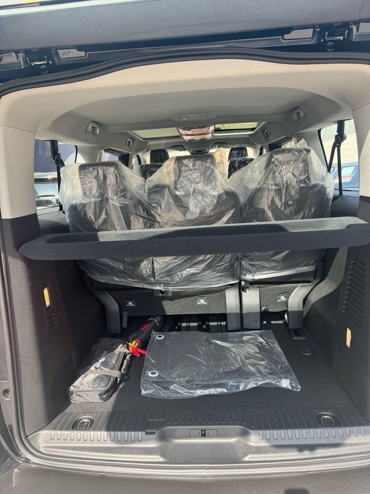 Peugeot Traveller VIP L3