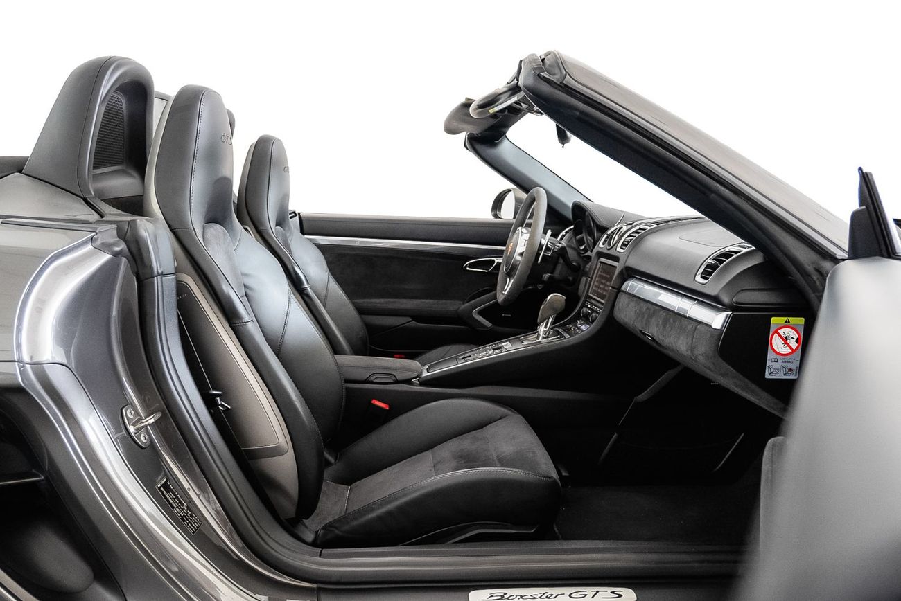 Porsche 718 Boxster GTS 2.5L GTS