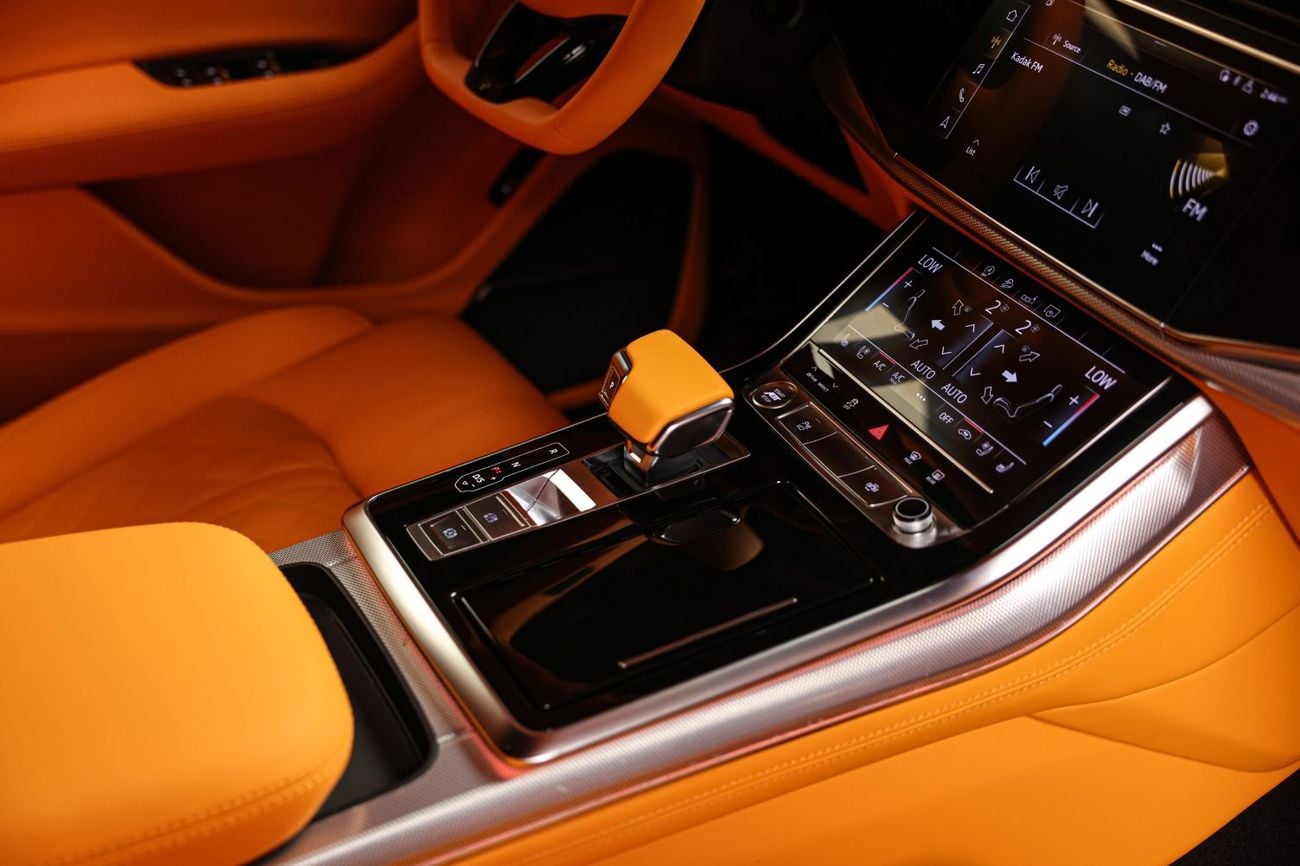 Audi Q8 55 TFSI S-LINE LUXURY - With ABT KIT