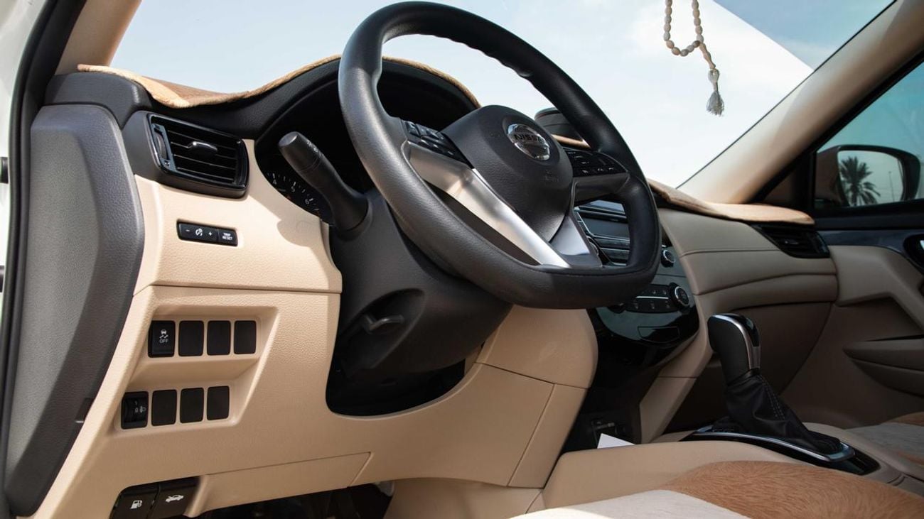 نيسان إكس تريل T32 QR25 2ROW | 2.5L | Wagon 4WD | 5 years warranty | service 30,000km |