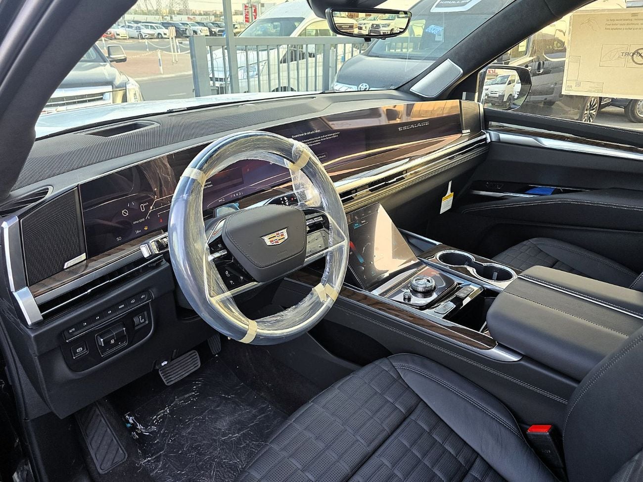 Cadillac Escalade Cadillac Escalade 6.2L Petrol V8 4WD Sport Platinum Black Color 2026 Model