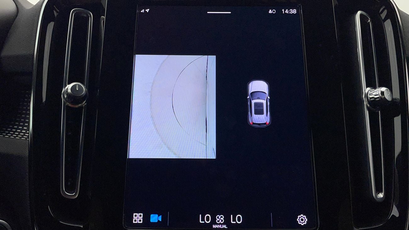 Volvo XC40 B4 ULTIMATE DARK 2 | Zero Down Payment | Home Test Drive