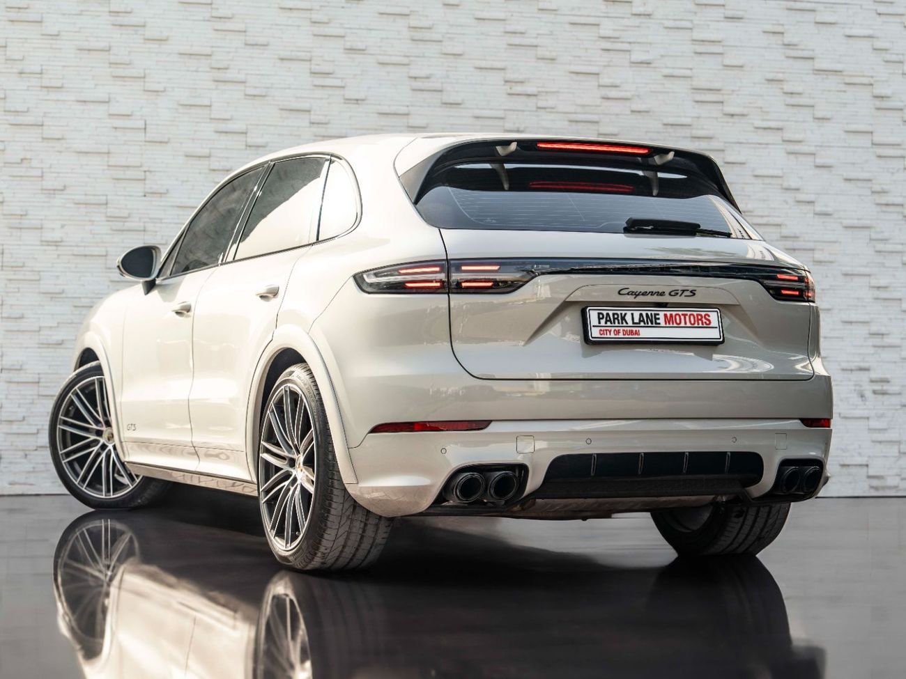 Porsche Cayenne GTS 4.0L (460 HP)