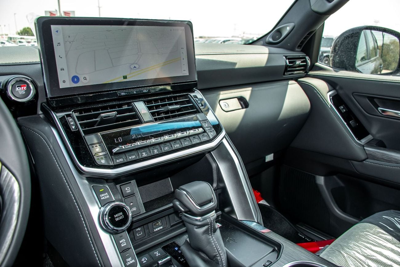 تويوتا لاند كروزر GR-S 3.3L