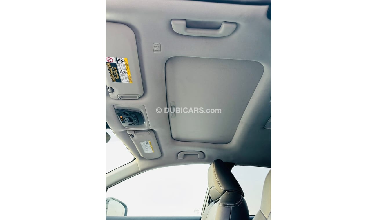 تويوتا كورولا كروس Toyota Corolla cross 2022 Full option 4x4