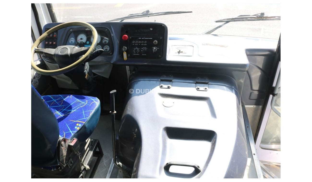 Ashok Leyland Falcon 2015 |  ASHOK LEYLAND FALCON A/C - 67 SEATER CAPACITY HIGH BACK - GCC SPECS AND EXCELLENT CONDITION