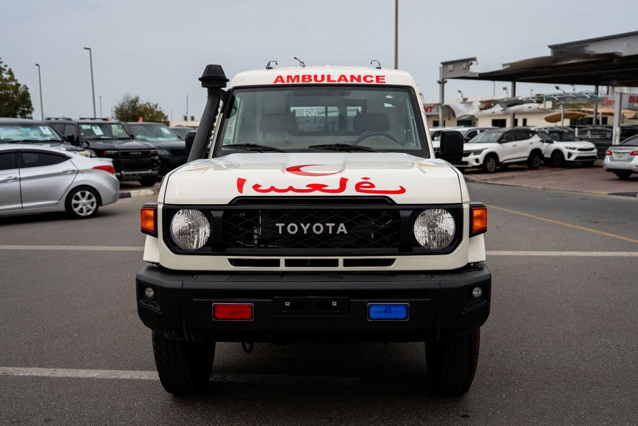 Toyota Land Cruiser Toyota Land Cruiser 78LC78 4.0L V6 Hardtop Ambulance manual