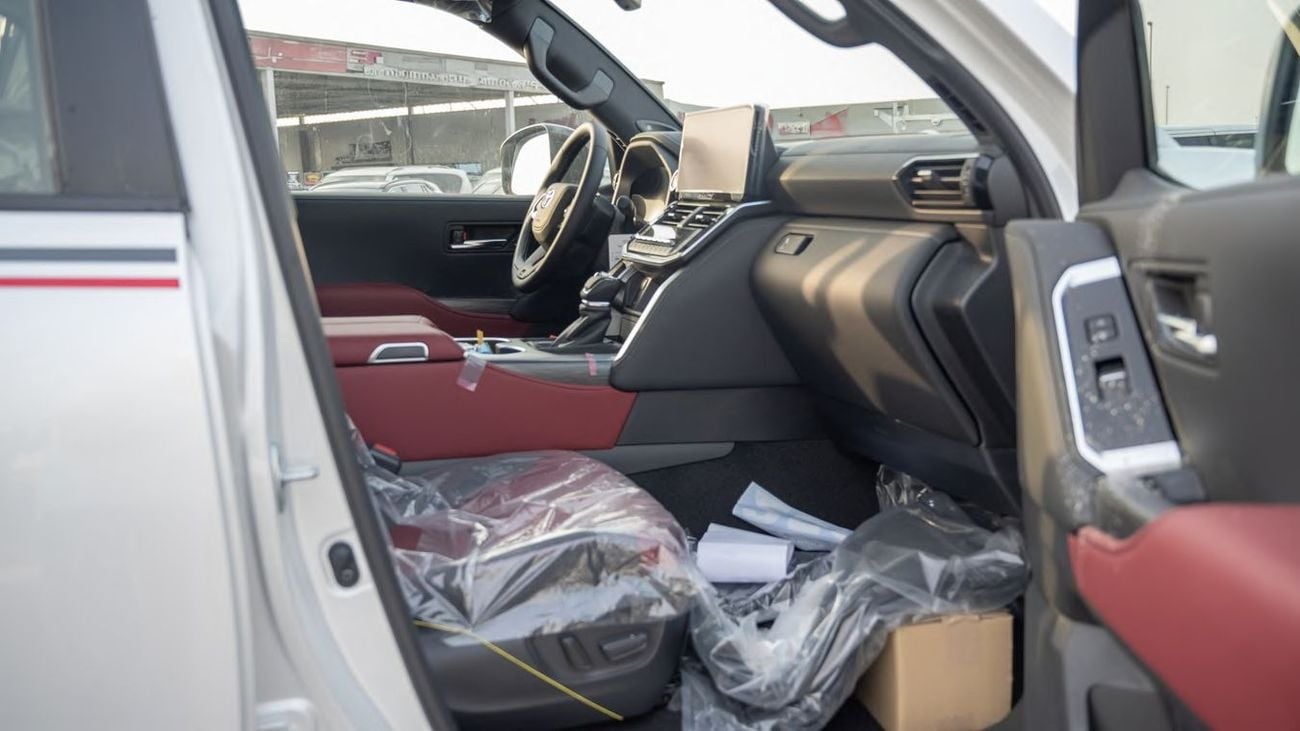 تويوتا لاند كروزر Toyota LC GR-Sport 3.5L HI 2026