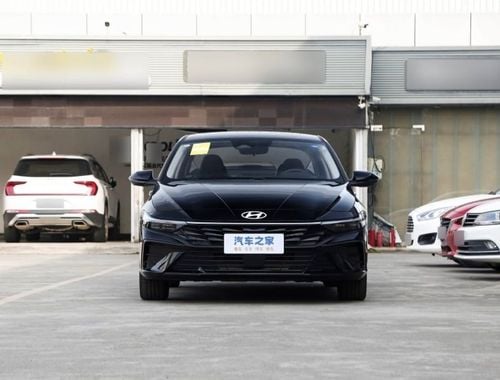 Hyundai Elantra Elantra Premium Full With Radar