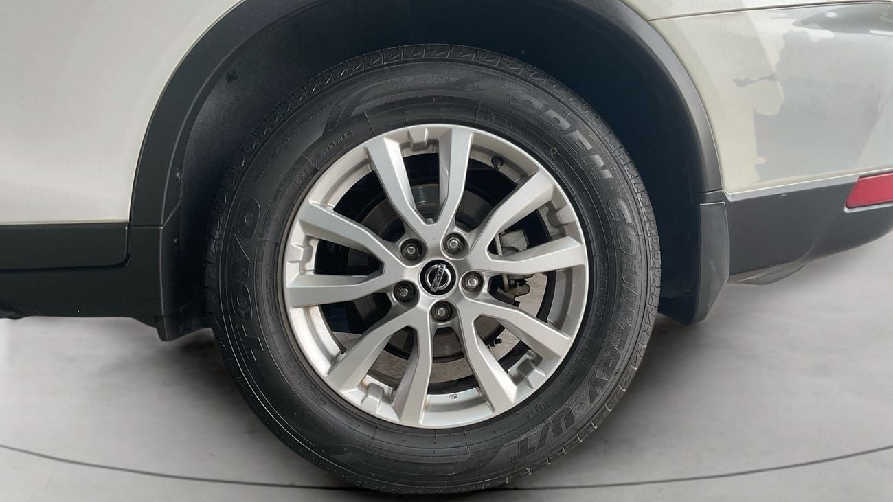 نيسان إكس تريل 2.5 S 2WD 5STR AUTO | شامل الضمان | 0 ﺪﻔﻋﺓ ﺃﻮﻟﻯ