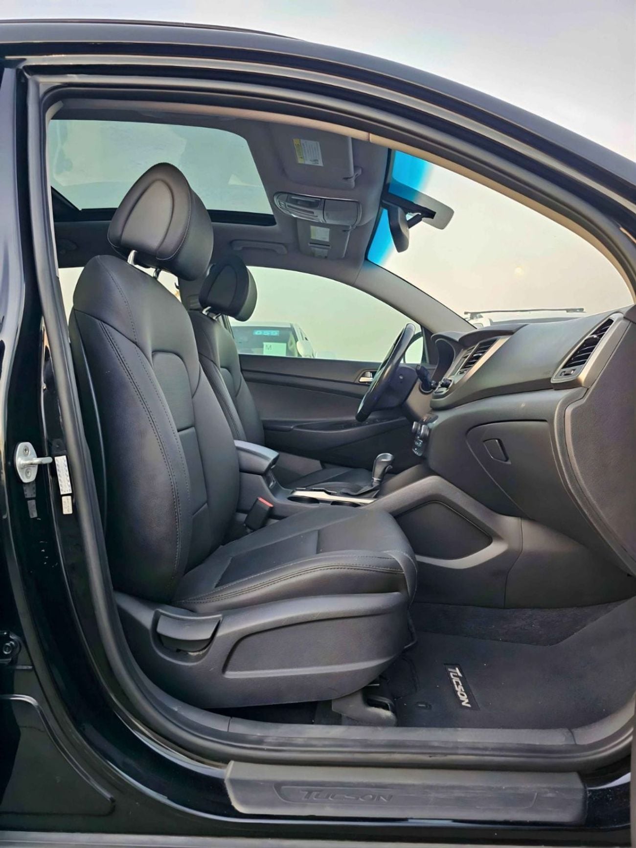 هيونداي توسون GLX  | 1.2L V4 PETROL | PUSH START | RADAR | DVD CAMERA | GCC | HIGH OPTION | CODE # GLXHR