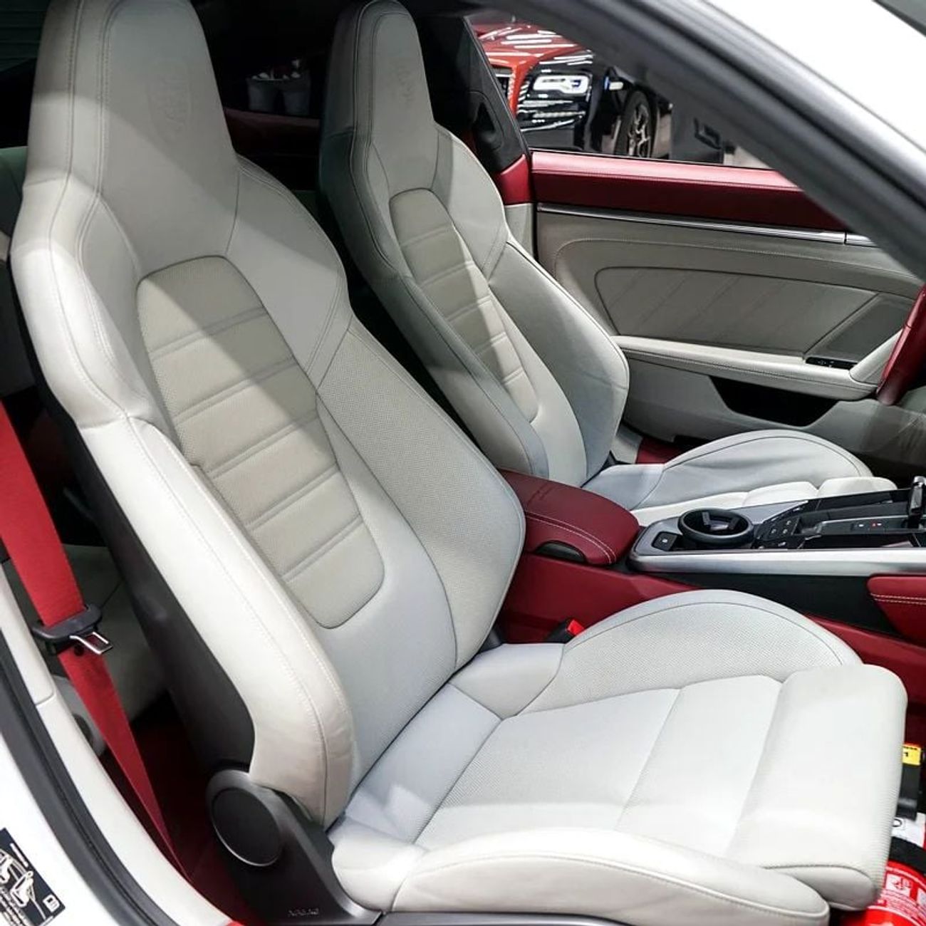 بورش 911 Turbo 3.8L (580 HP) Coupe