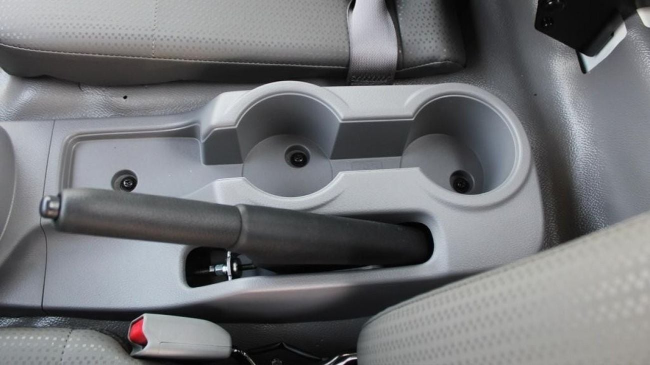 Hino 300 HINO 300 XZU 710L 6.5 TON 300S WIDE CAB 4X2 ( export only )