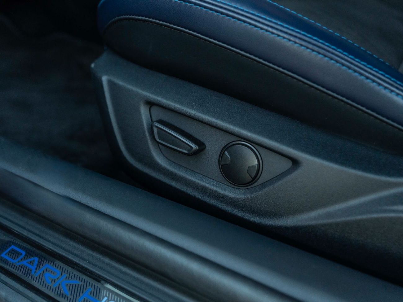 Ford Mustang DARK HORSE 5.0 (500HP) A/T