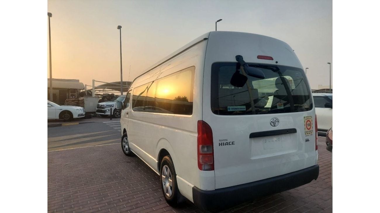Toyota Hiace 2.7L PETROL HIGH ROOF 13 SEATER MT