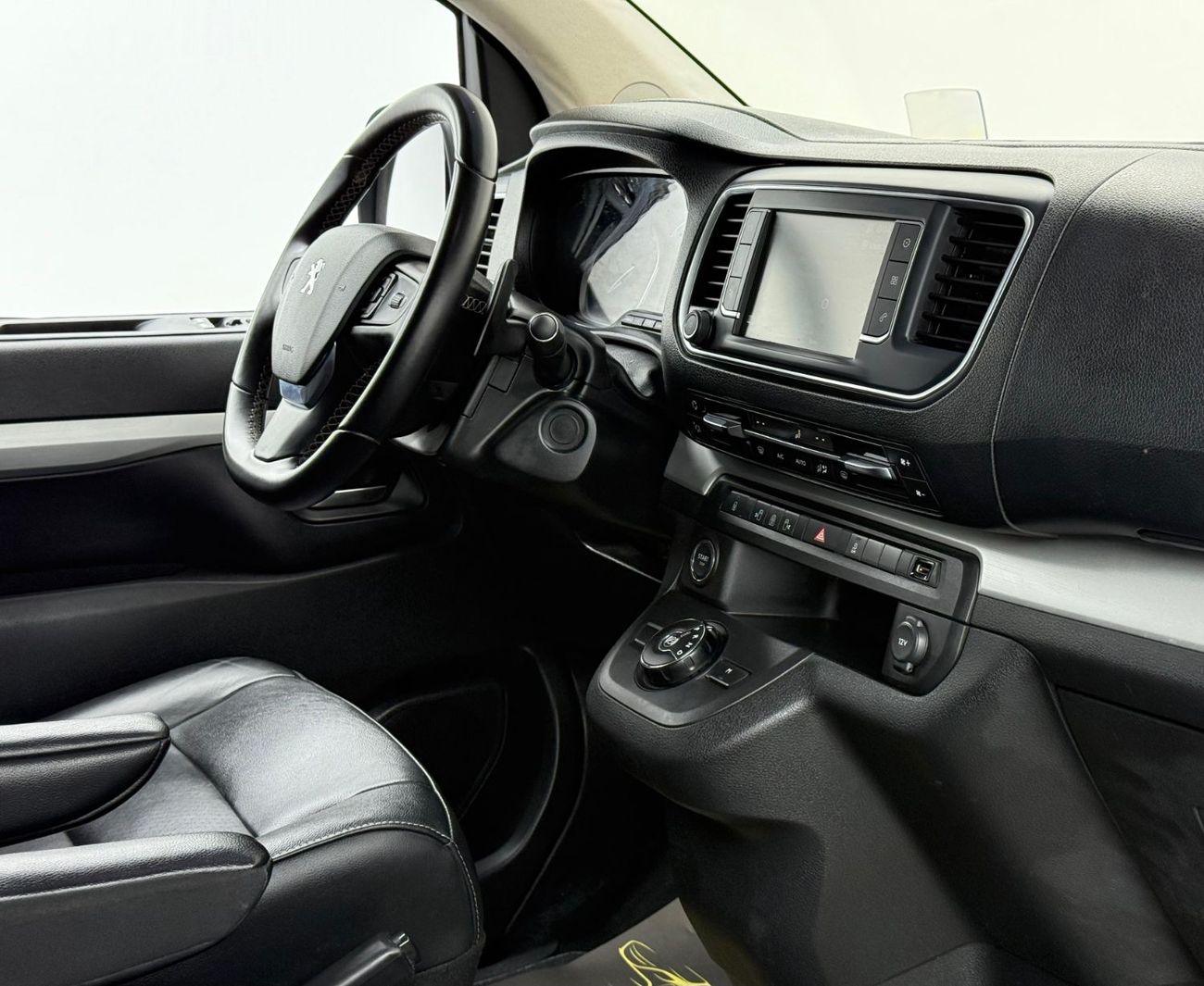 Peugeot Traveller 2019 Peugeot Traveler,Agency Warranty + Service Contract,Agency Full Service History,GCC