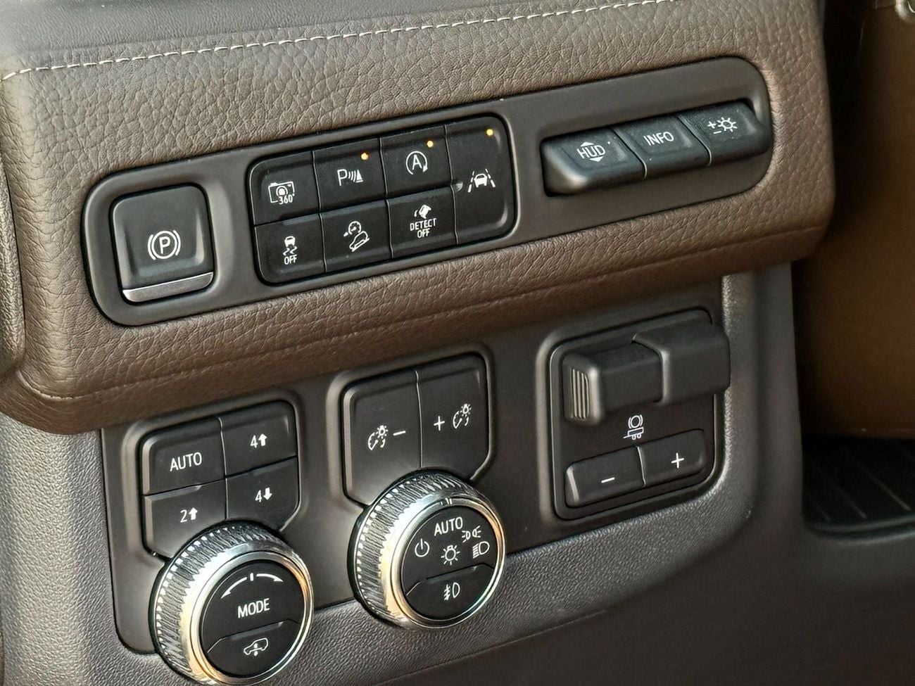 GMC Yukon DENALI