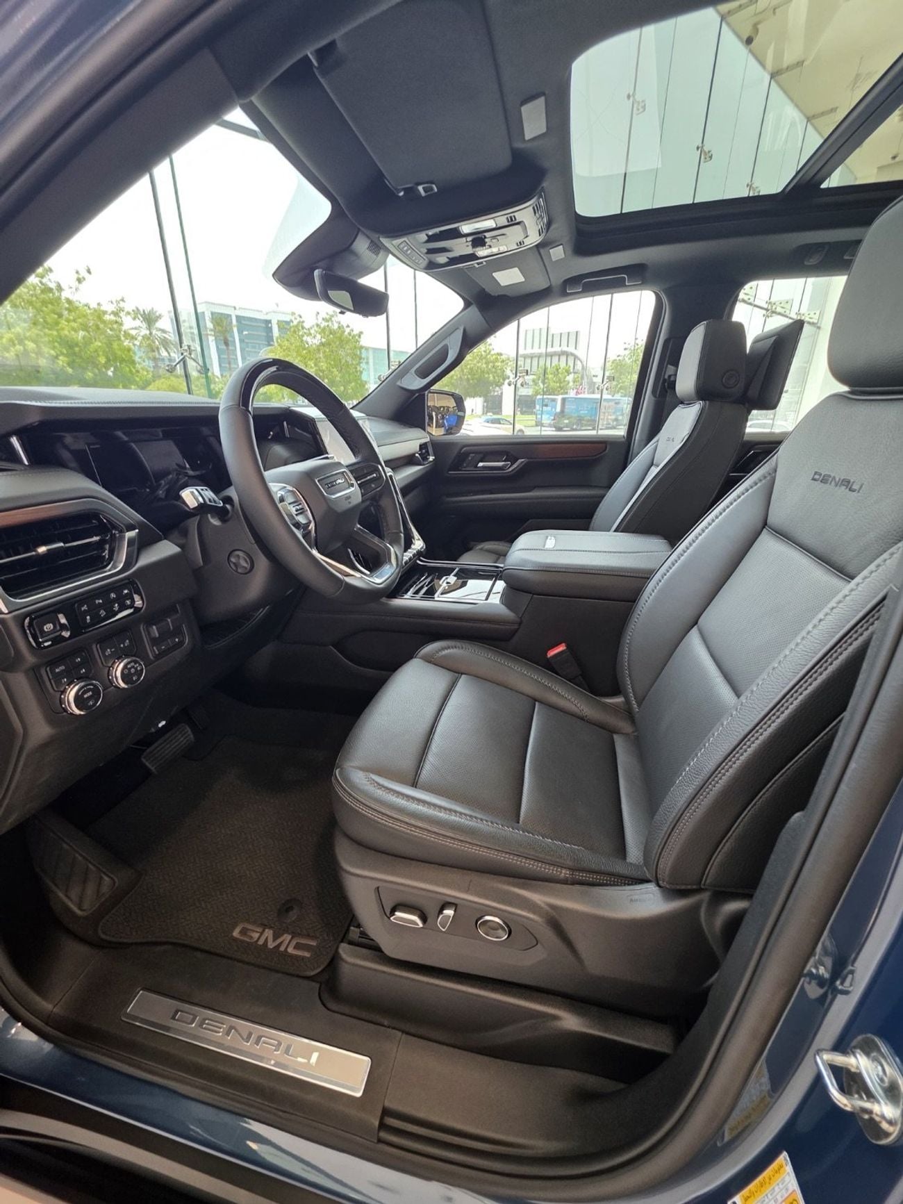 GMC Yukon DENALI