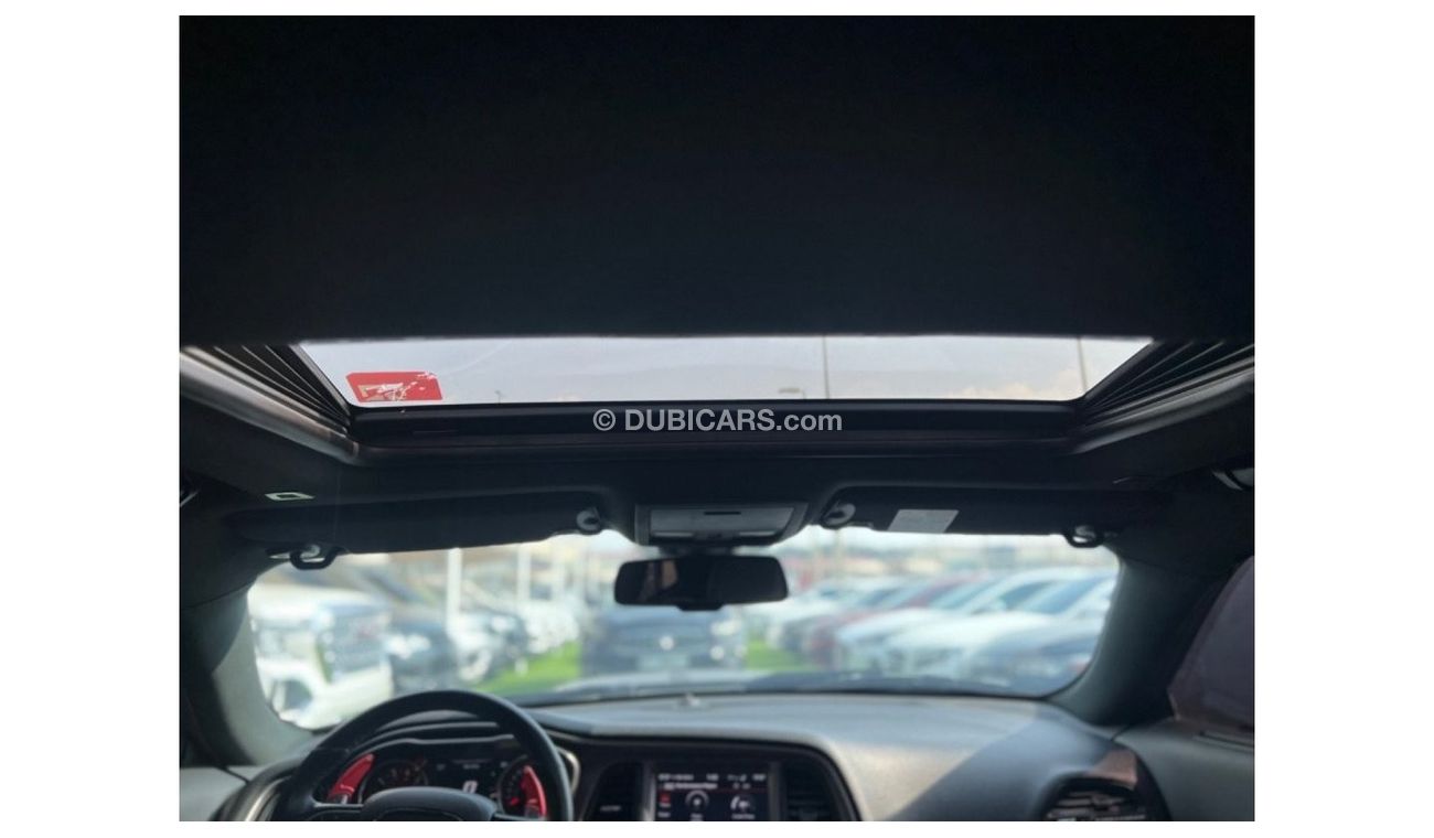 Dodge Challenger SRT8 392 Scat Pack Shaker Dodge Challenger SRT 392 Scat Pack