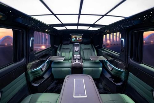 Mercedes-Benz V 300 ARRIVAL MODEL VVIP MERCEDES GCC V300 with ADDITIONAL REAR AC - 2 Years Warranty by VLINE