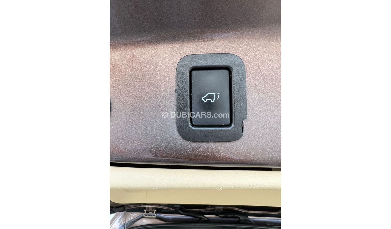 Toyota Highlander 2017 Toyota Highlander XLE Full Option  - Rare Brown Color