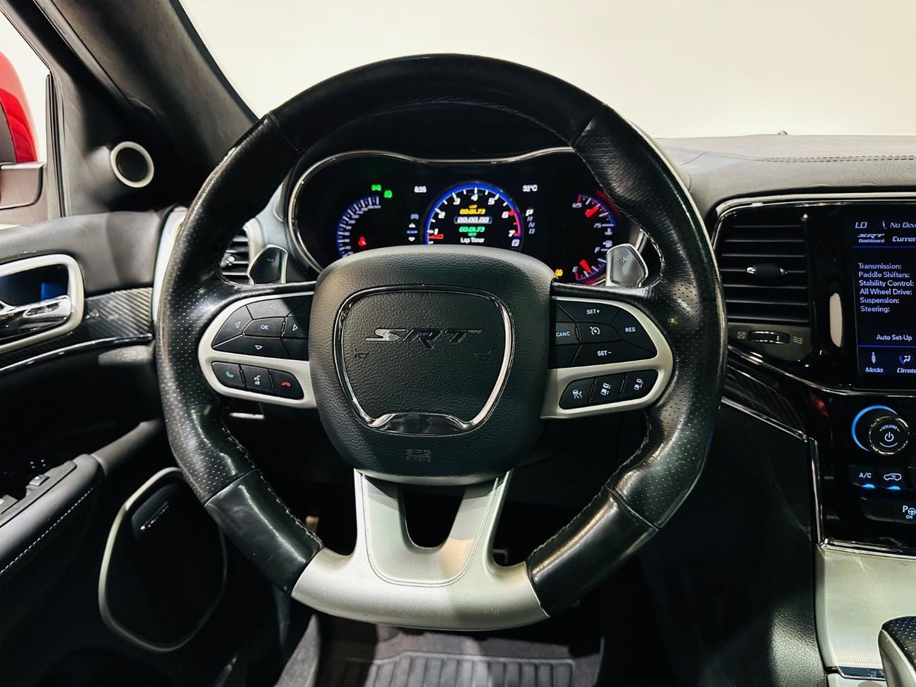 جيب جراند شيروكي SRT 6.4L