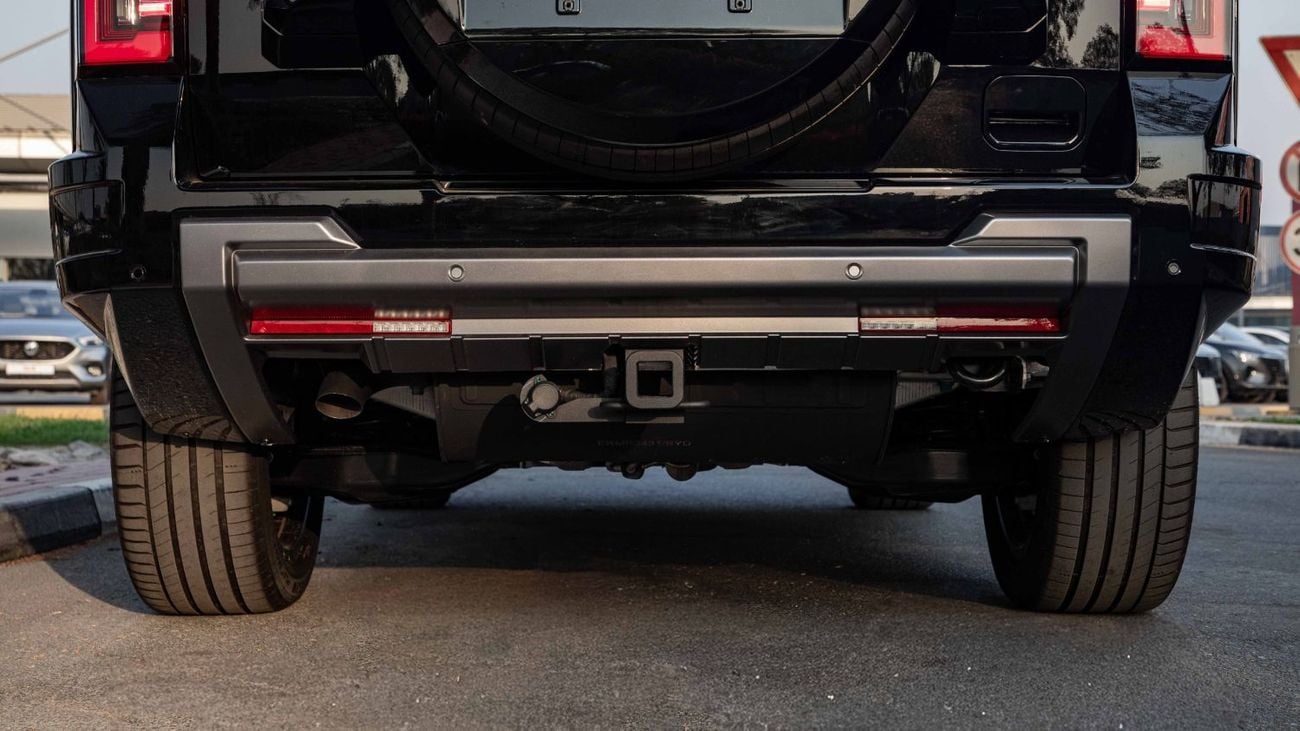 BYD Leopard 8 Smart and Brave Flagship Edition (7 Seats) 21-inch Rims with Tow Hook | 2025 | Coming Soon