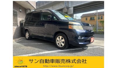 Toyota Voxy AZR60G