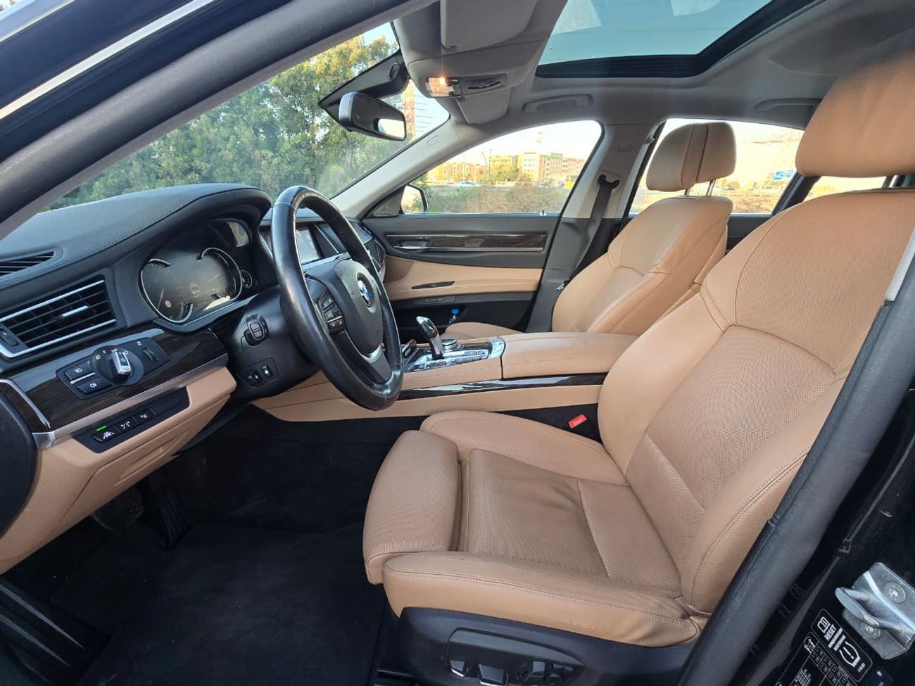 بي أم دبليو 730Li BMW 730LI DIESEL 2014 // KOREAN // PERFECT CONDITION // LOW MILEAGE // FULL OPITION