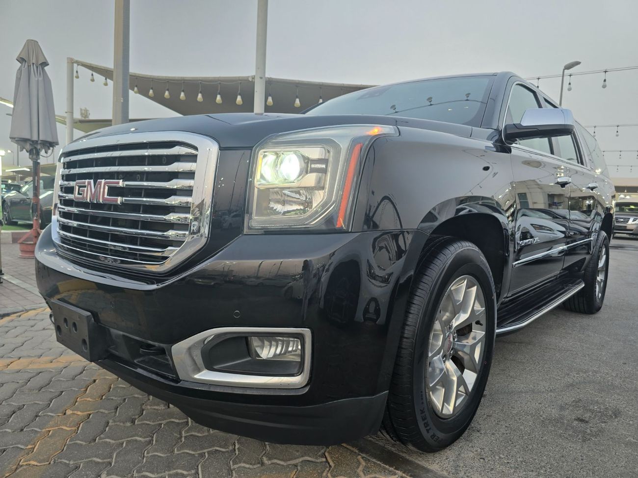 جي أم سي يوكون SLE 5.3L 4WD (8 Seater)