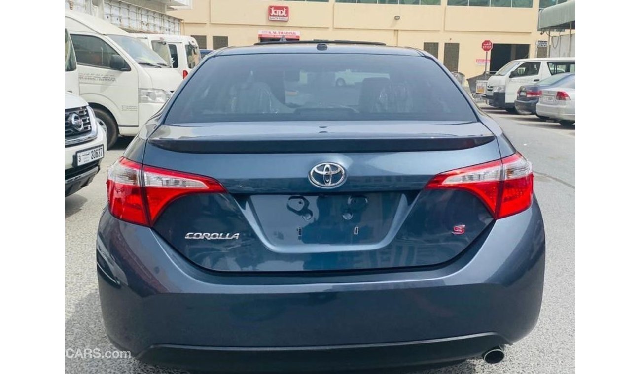 Toyota Corolla 2016 Full Option with Sunroof