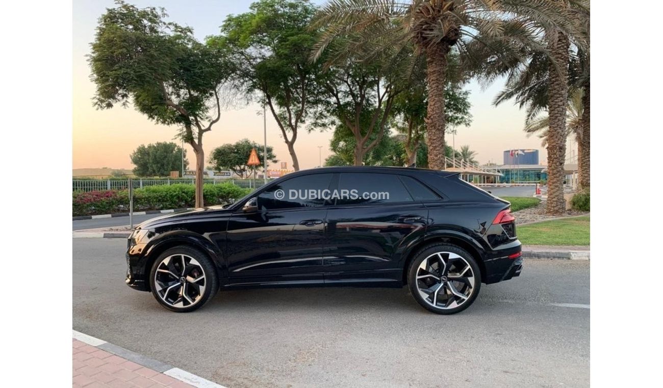 أودي RSQ8 quattro