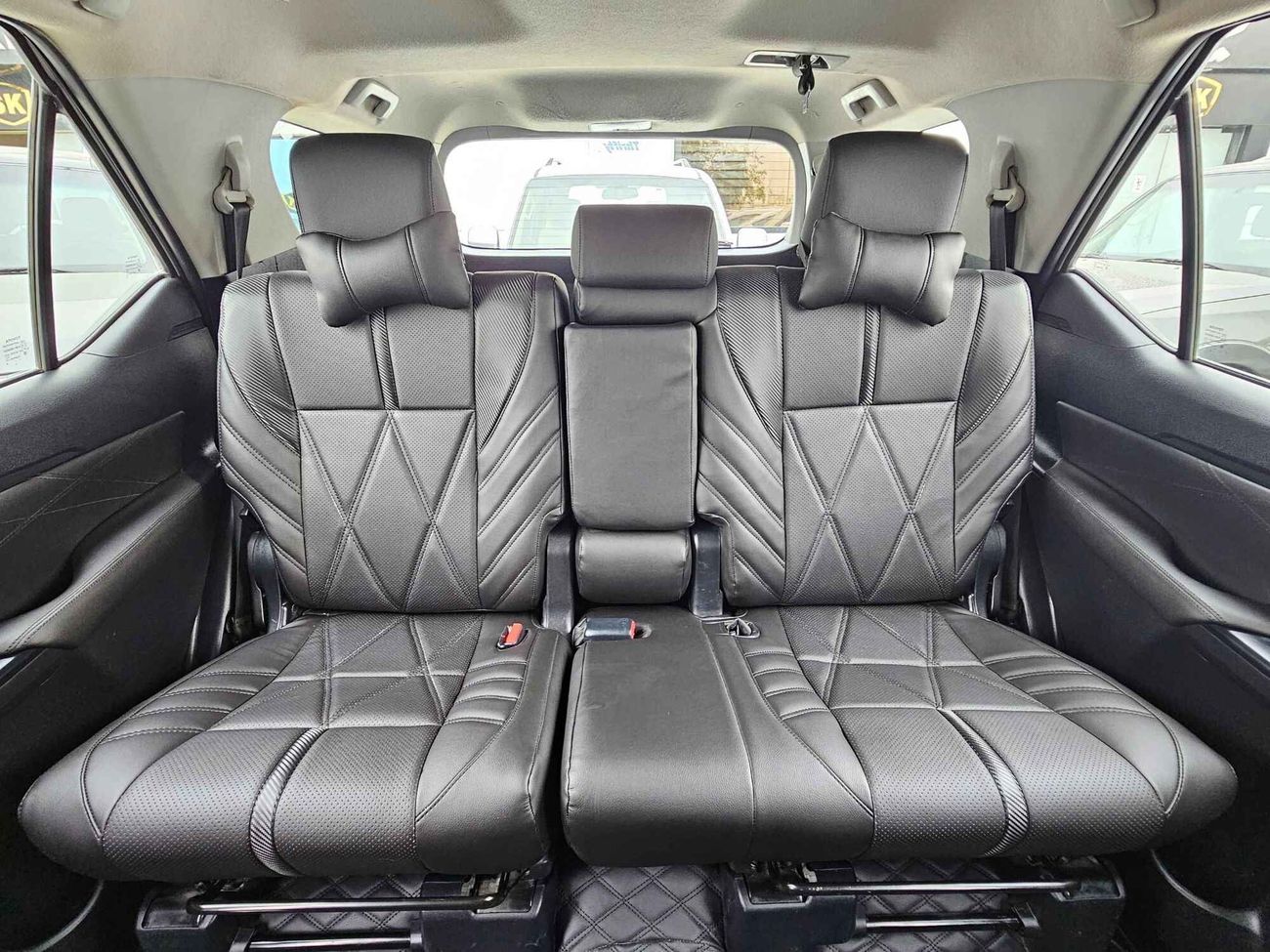 Toyota Fortuner EXR/ V4/ 4WD/ DVD REAR CAMERA/ LEATHER SEATS/ ORG MILEAGE/1189 MONTHLY/LOT#99205