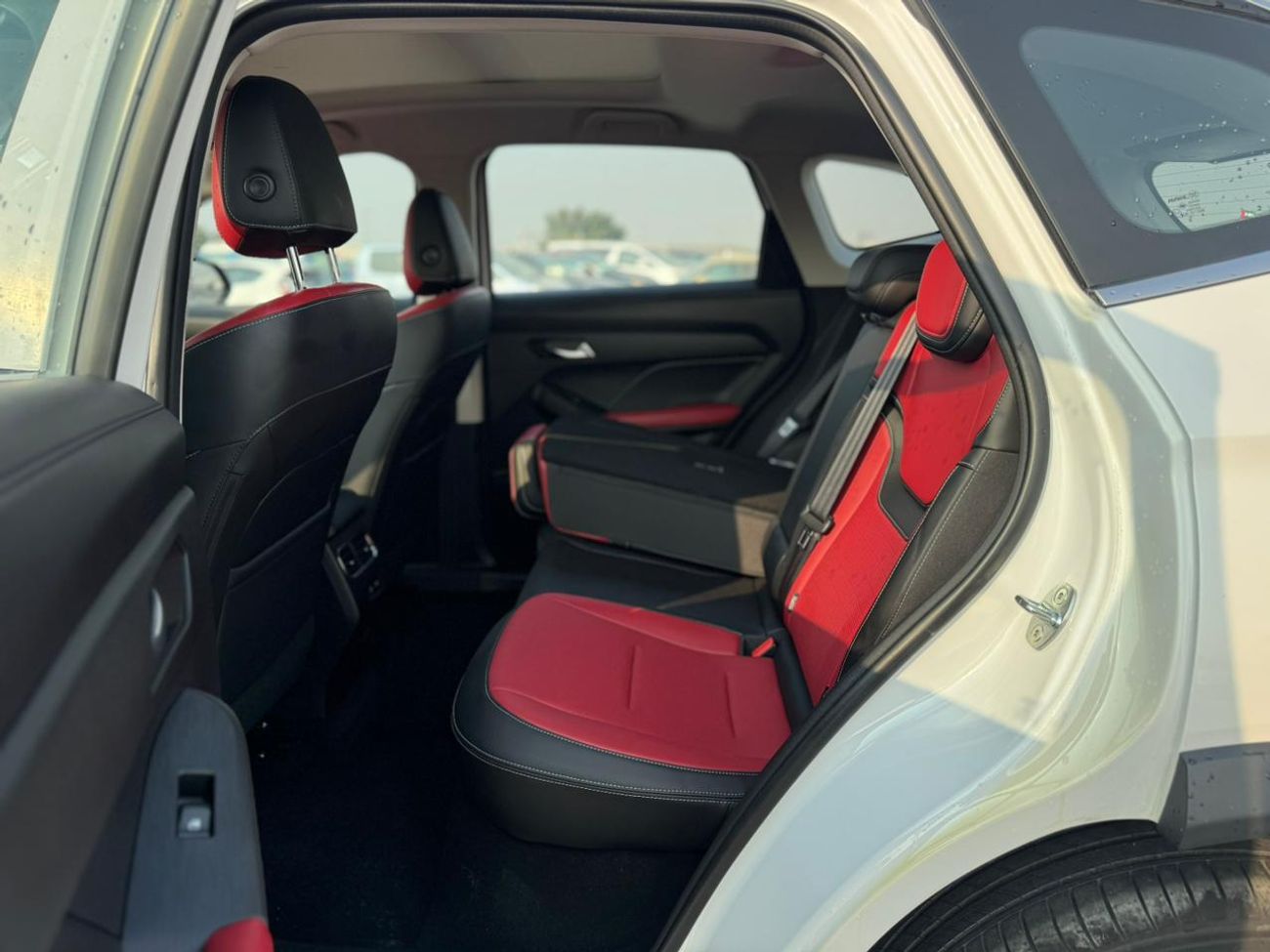 Haval Jolion UNUSED HAVAL JILION PRO 1.5L Turbo GCC WITH  3 YEARS WARRANTY FOR LOCALL