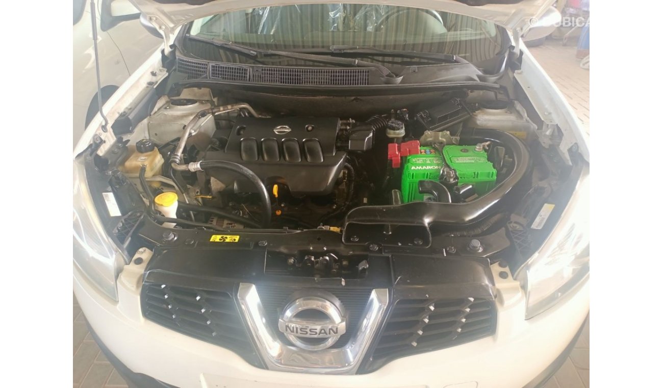 نيسان كاشكاي Nissan quash quai 2013model GCC   full automatic engine 1.6 excellent condition  very nice kar insid