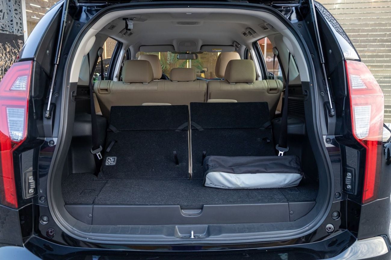 Mitsubishi Montero Sport GLS Mitsubishi Montero Sport 2024 GCC specs for 1,406.00 AED monthly