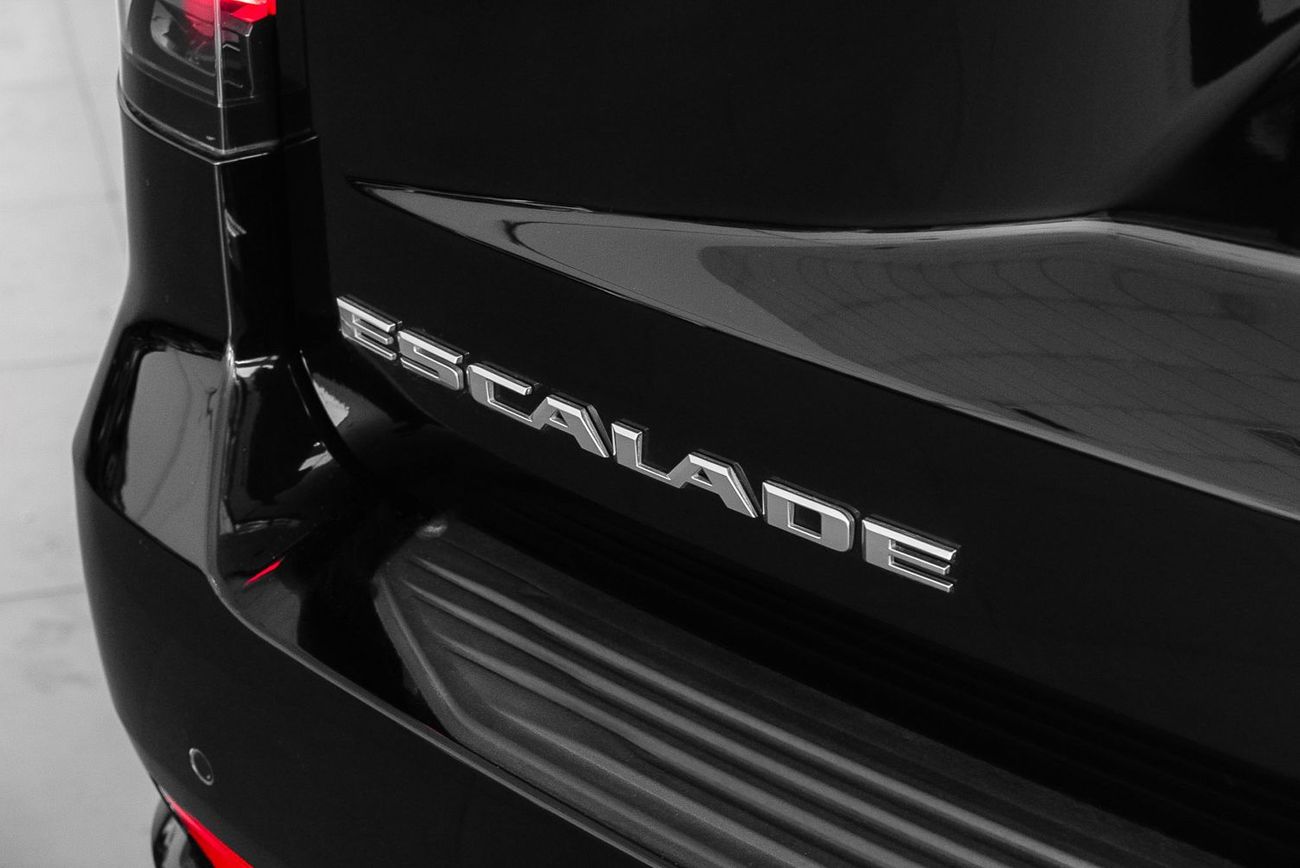 Cadillac Escalade Sport 6.2L 4WD