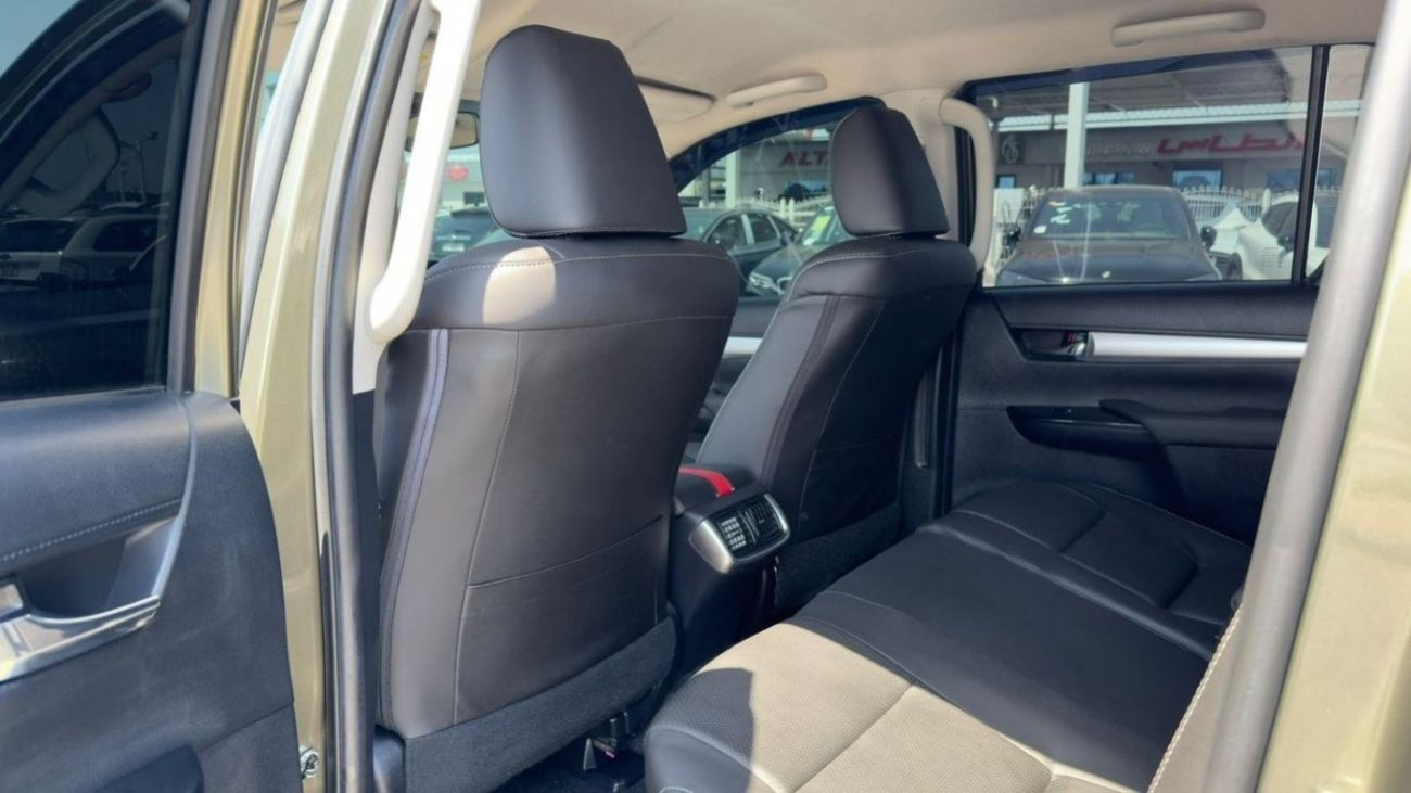 Toyota Hilux MODIFIED TO 2024 GR SPORTS | 2.8L DIESEL | PREMIUM SPORTS BAR | AFTER MARKET SIDE FENDERS | 2019