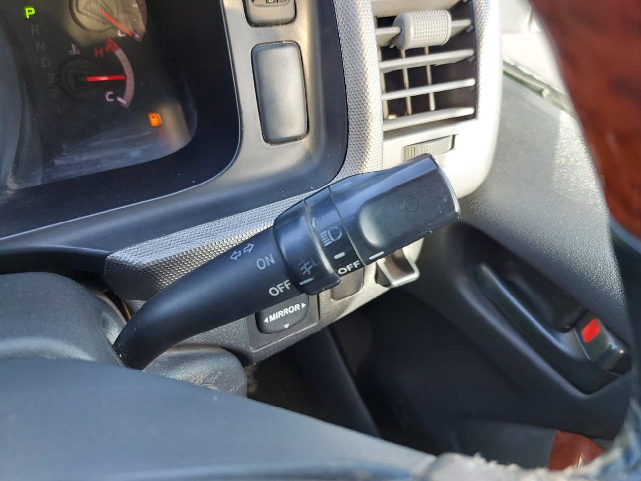 Toyota Hiace TOYOTA HIACE VAN RHD 2007 MODEL 2.0 L PETROL AUTOMATIC(PM55176)