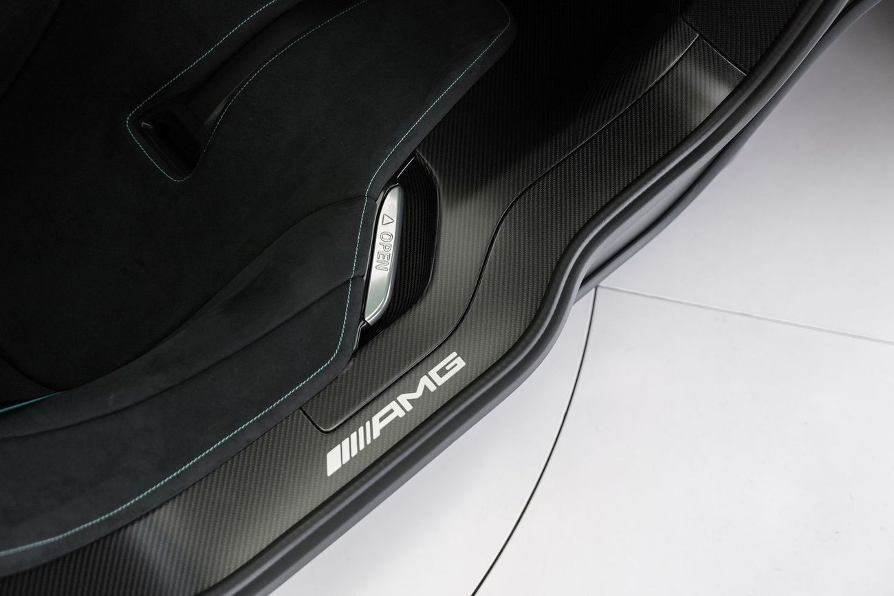 مرسيدس بنز ايه ام جي ون Mercedes Benz AMG ONE 1 of 275