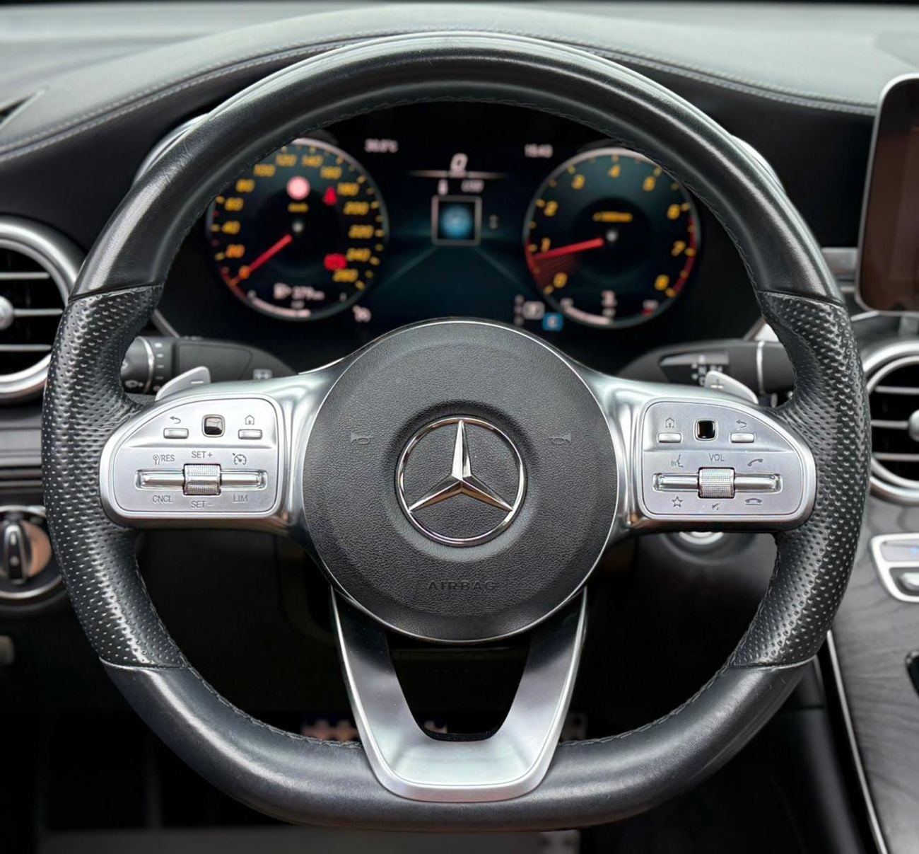 مرسيدس بنز GLC 200 2021 Mercedes Benz GLC200 Coupe, 2026 Mercedes Warranty, Full Mercedes Service History, GCC