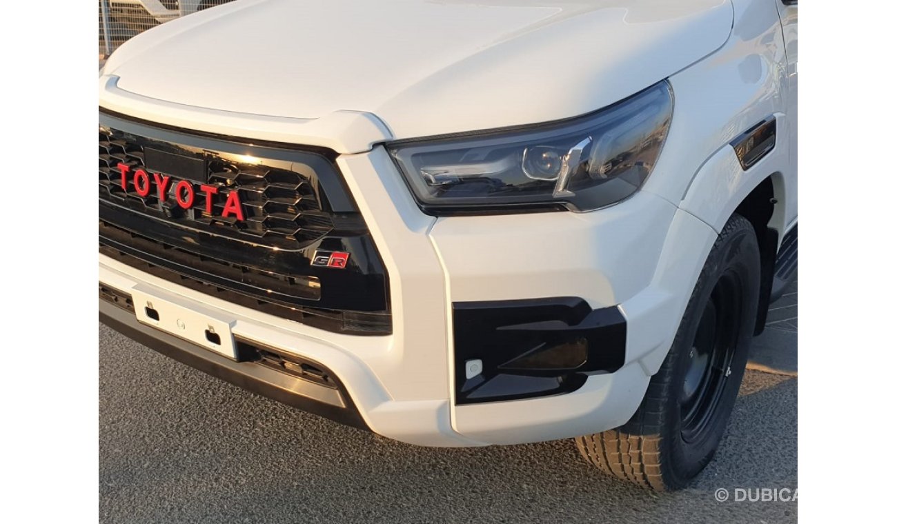 Toyota Hilux PICKUP 2.8 DIESEL - (RHD)