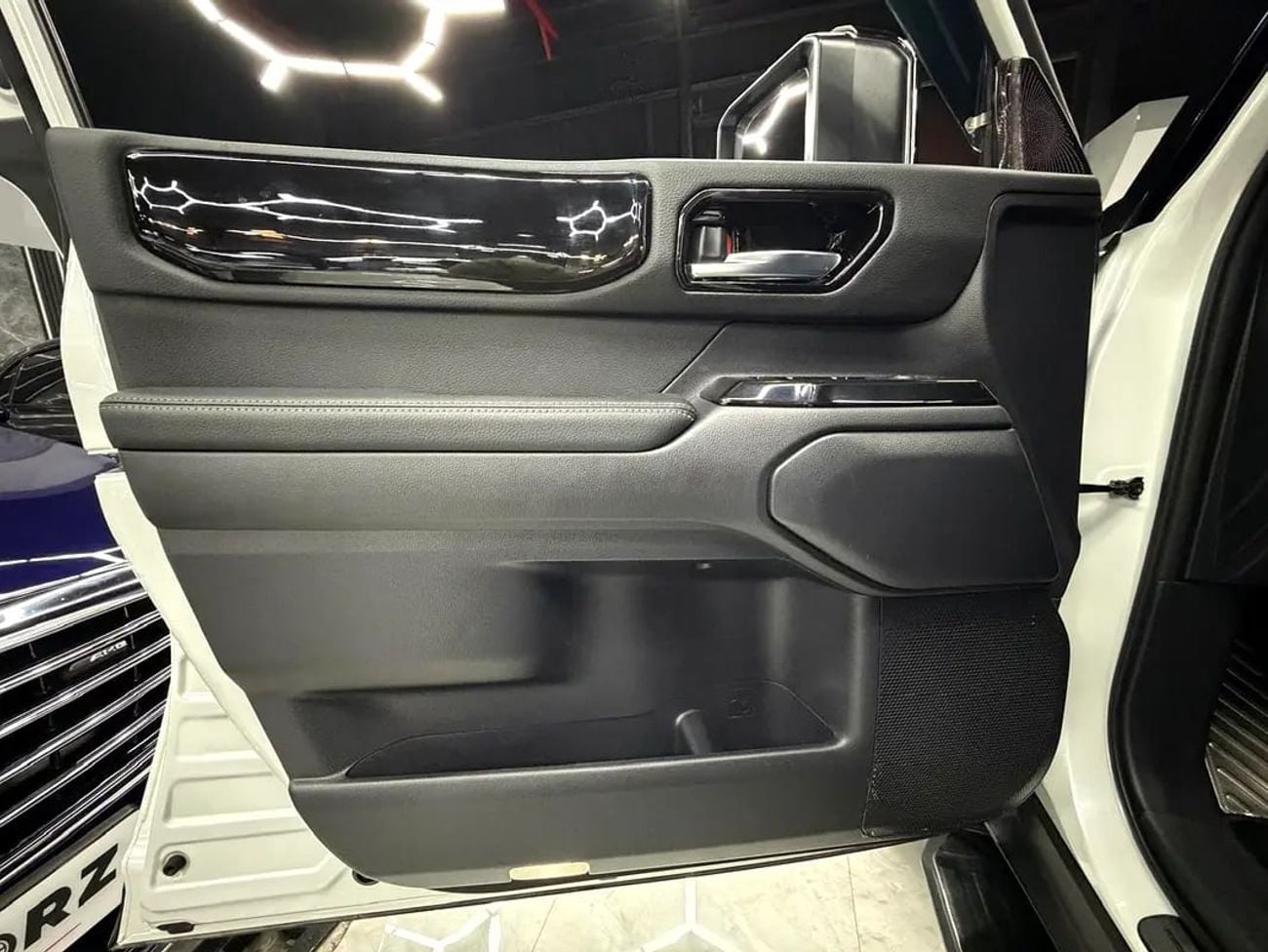 Toyota Prado GXR 2.7L (164 HP) 4WD (7 Seater)